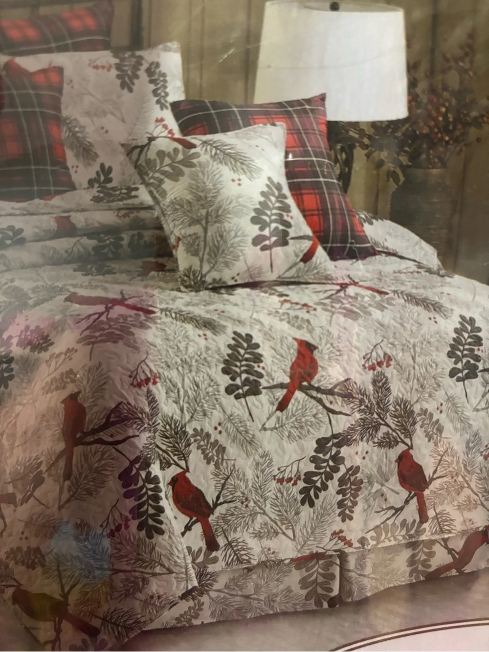 Cardinals King Quilt Set Cabin/Lodge/Holiday/Winter bedding